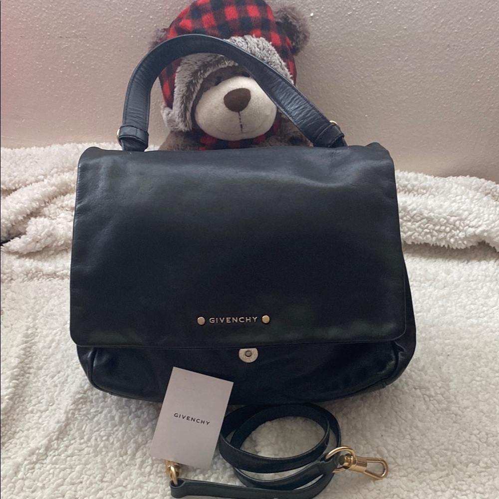 Givenchy Black Shoulder Bag with Minimalist Design